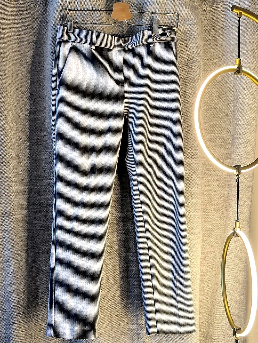 Theory Striped Trousers in Blue & White Size 4 Like New
